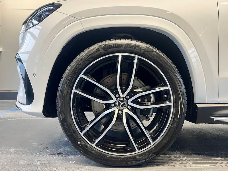 Mercedes-Benz GLS (2026) 580 4MATIC - fotka 5 z 6
