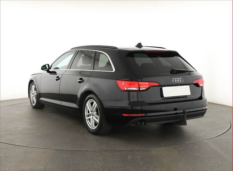 Audi A4 (2018) 35 TDI, Automat, Kůže, Navi - fotka 4 z 21
