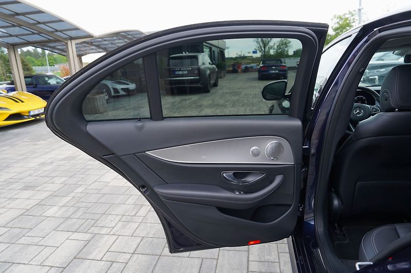 Mercedes-Benz Třídy E 350d AMG/kůže/AT/Led - fotka 16 z 40
