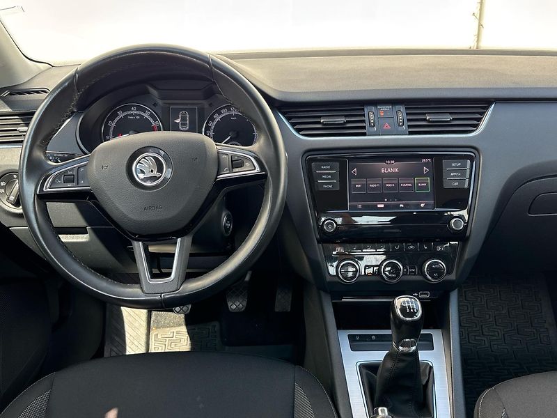 Škoda Octavia 1.4 TSI 110kW Trumf - fotka 18 z 26