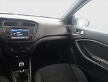 Hyundai i20 (2019) 1.2, Tempomat, Park. senzory - náhled 8