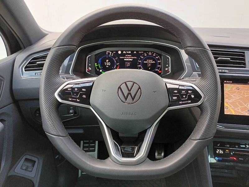 Volkswagen Tiguan (2023) R-Line 1,4 TSI / 180 kW eHybri - fotka 6 z 30