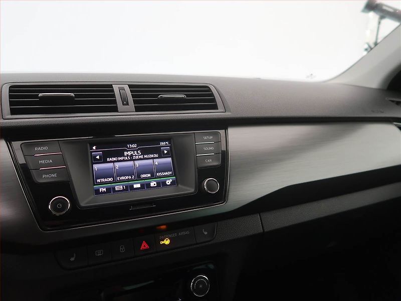Škoda Fabia (2016) Style 1.2 TSI, Serv.kniha - fotka 10 z 15