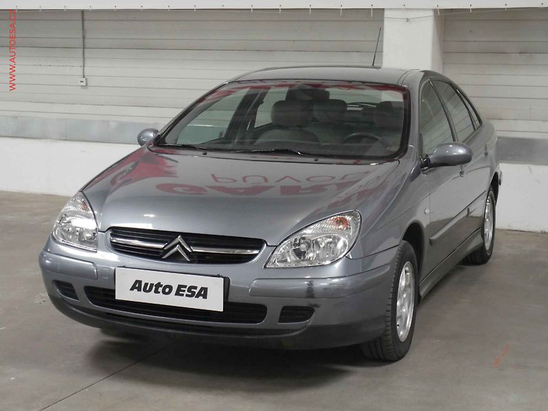 Citroën C5 (2004) 2.0 i, 2.maj,ČR, AAC - fotka 3 z 16