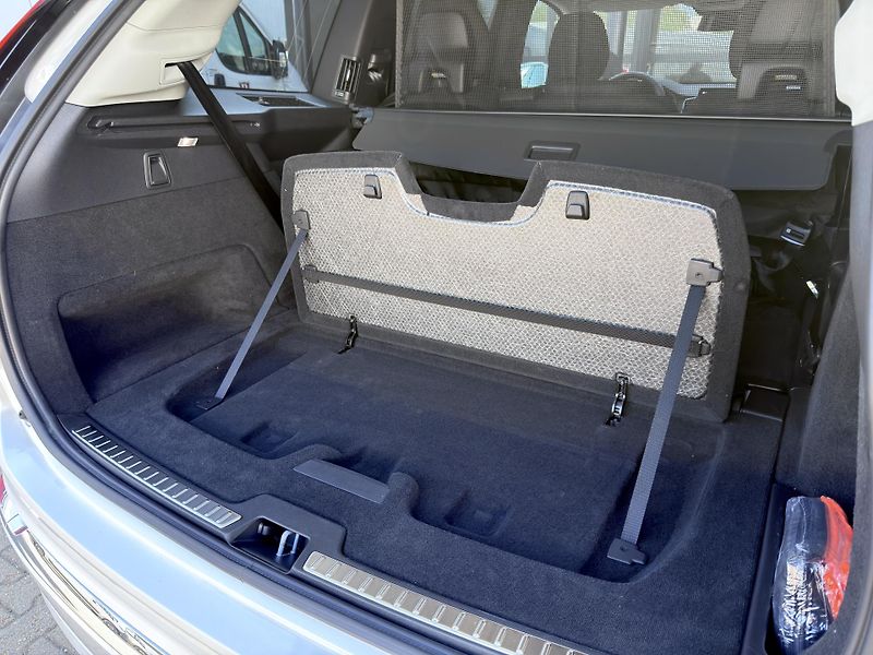 Volvo XC90 T8 AWD RECH. PLUS BRIGHT +kola - fotka 17 z 58