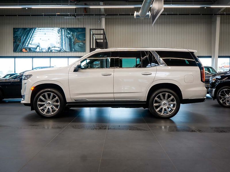 Cadillac Escalade (2024) 6.2 Premium Luxury Platinum - fotka 2 z 50