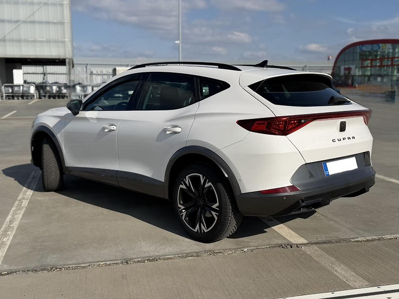 Cupra Formentor (2023) - fotka 6 z 16