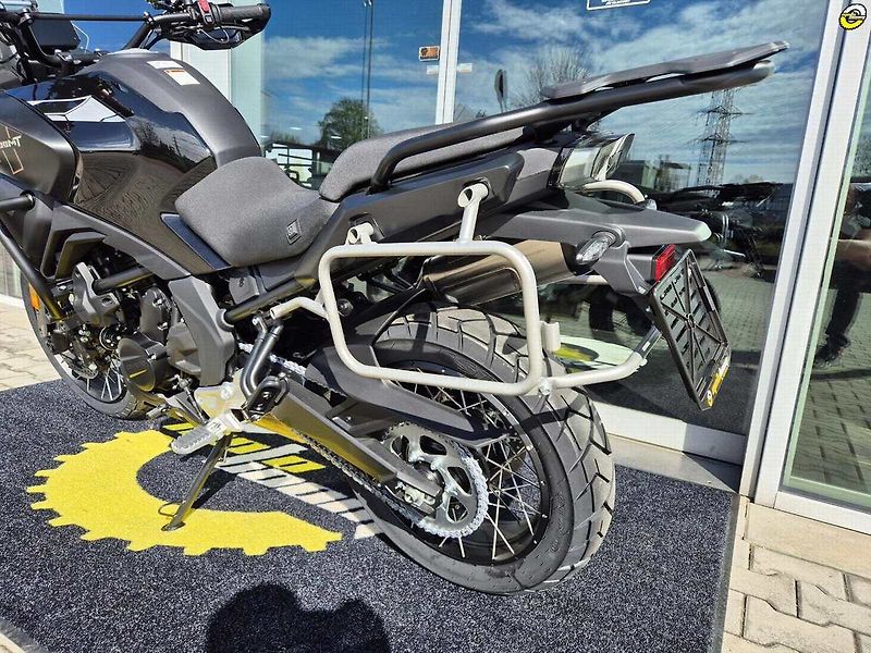 CFMOTO (2026) 700 MT Adventure + boxy za 1Kč - fotka 13 z 39
