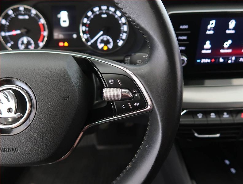 Škoda Octavia (2022) Style 1.0 TSI, Serv.kniha - fotka 22 z 26