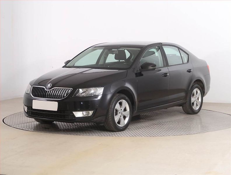 Škoda Octavia (2014) Ambition 2.0 TDI, Automat - fotka 2 z 18
