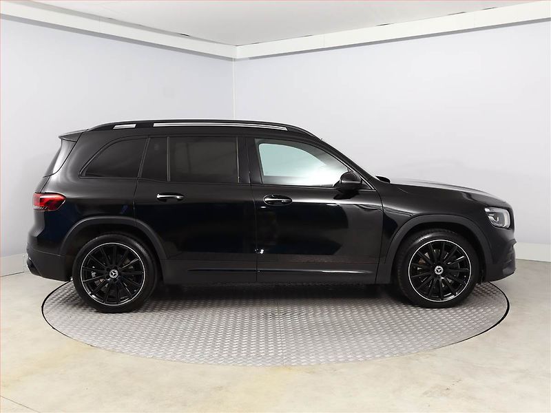Mercedes-Benz GLB (2020) AMG line 250 4MATIC - fotka 6 z 19