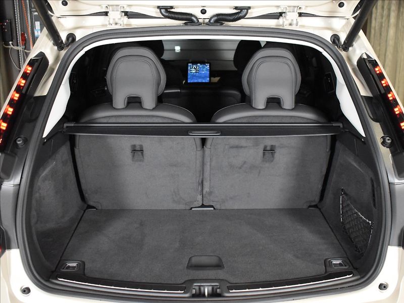 Volvo EX90 TWIN PREFORMANCE Ultra - fotka 12 z 36