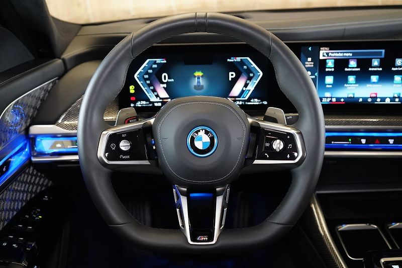BMW Řada 7 750e xDrive,Televize,EL. dveře - fotka 23 z 50