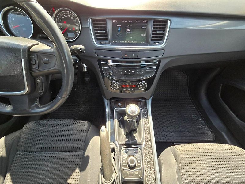Peugeot 508 (2011) 1.6 16V SW - fotka 15 z 23