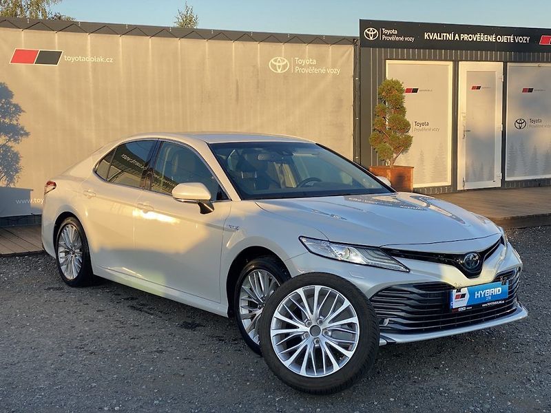 Toyota Camry 2.5HSD, ČR, Executive VIP, JBL - fotka 1 z 19