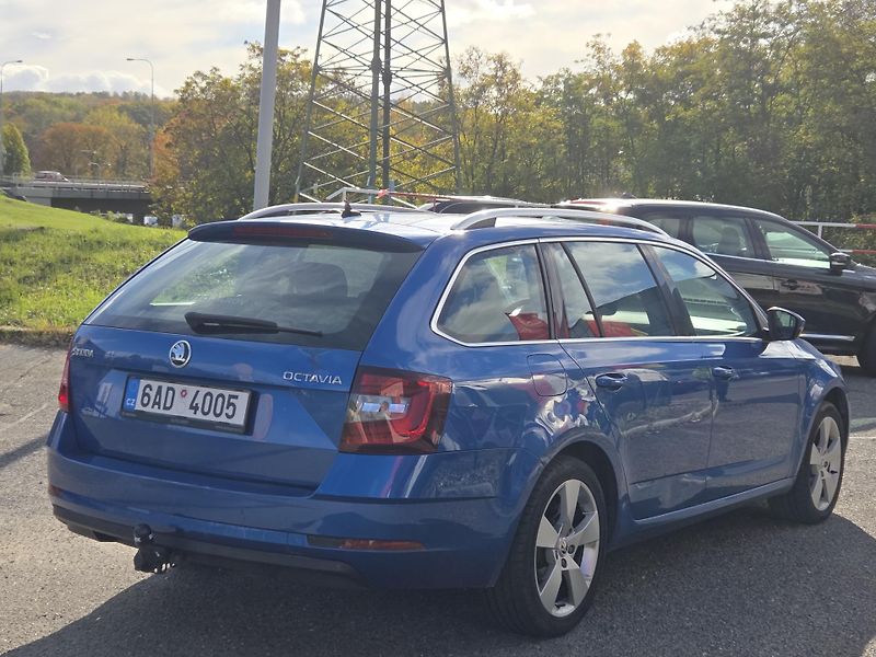 Škoda Octavia 2,0TDi kombi lze splátky VŠEM - fotka 4 z 11