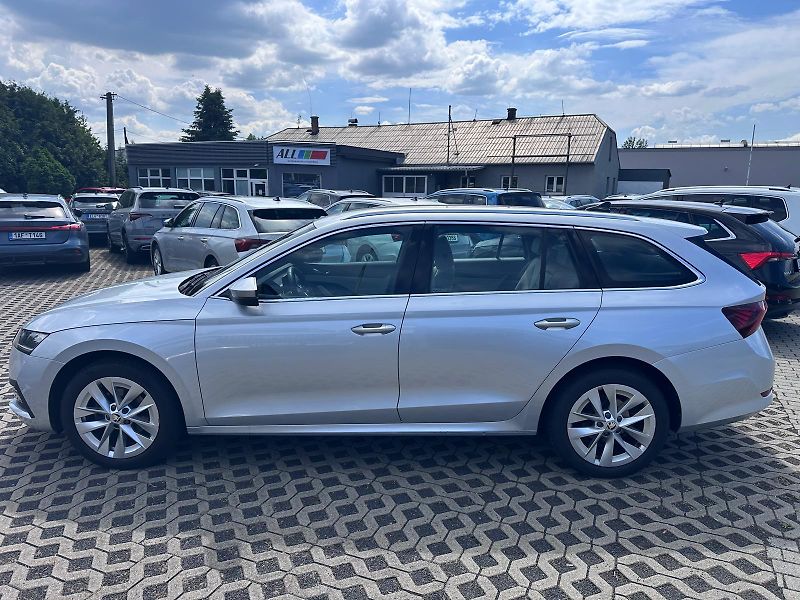 Škoda Octavia 2,0 TDI Style - fotka 6 z 16