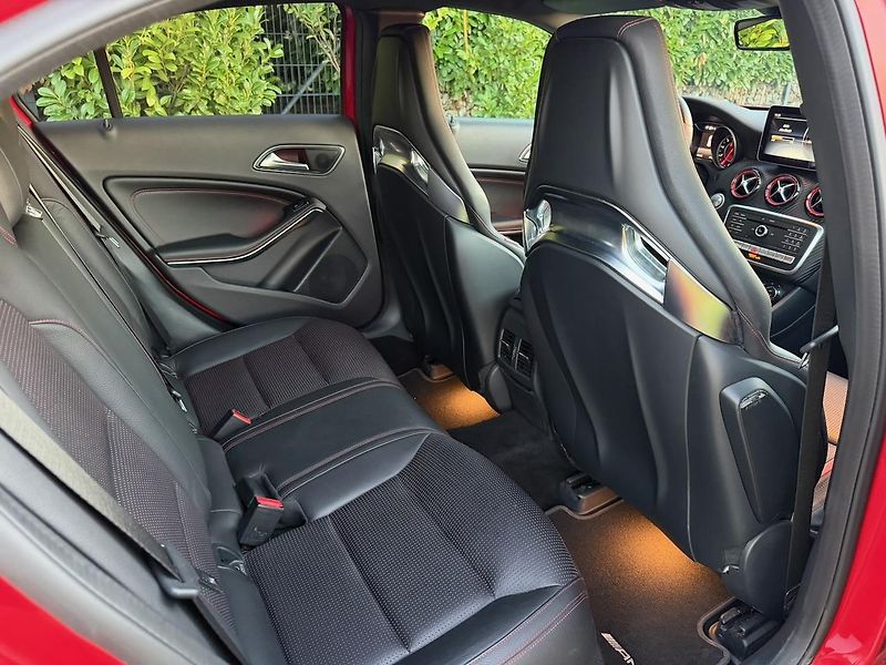 Mercedes-Benz Třídy A (2016) - fotka 23 z 35