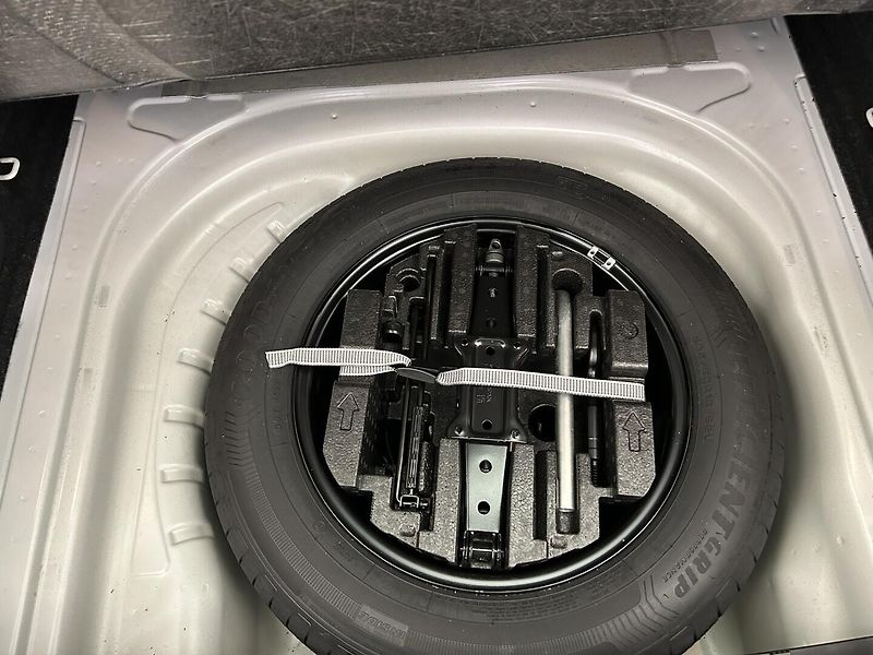 Škoda Octavia 1.5 TSI Ambition - fotka 23 z 26