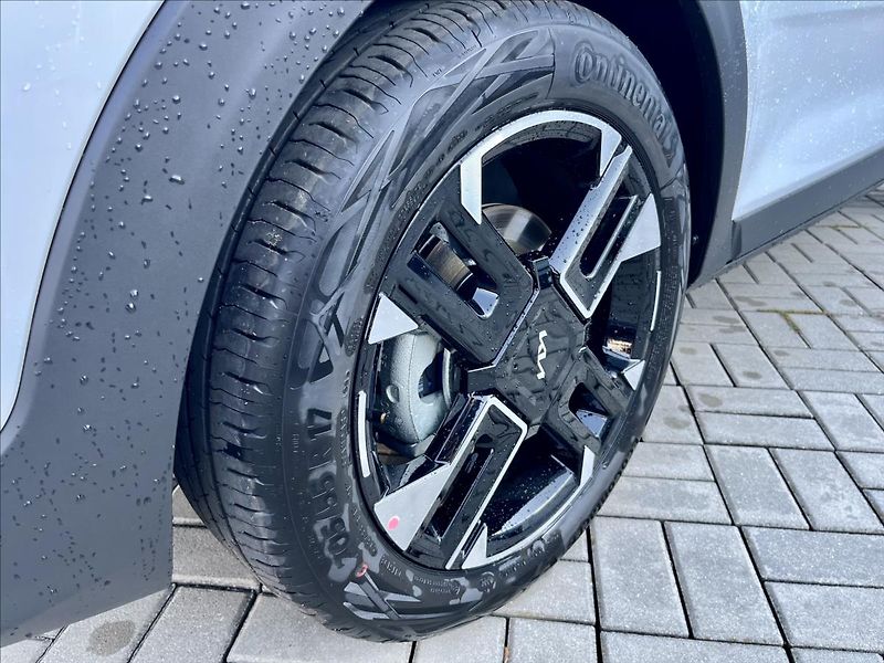 Kia Stonic (2026) 1,0 T-GDI  7DCT GT-LINE - fotka 20 z 20