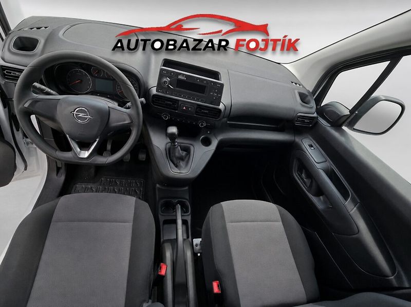 Opel Combo (2020) 1.2 Turbo 81KW L1H1 - fotka 11 z 20