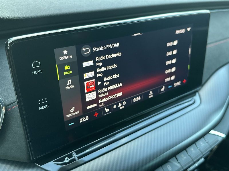 Škoda Octavia (2023) Combi 2.0 TDI DSG RS - fotka 14 z 35