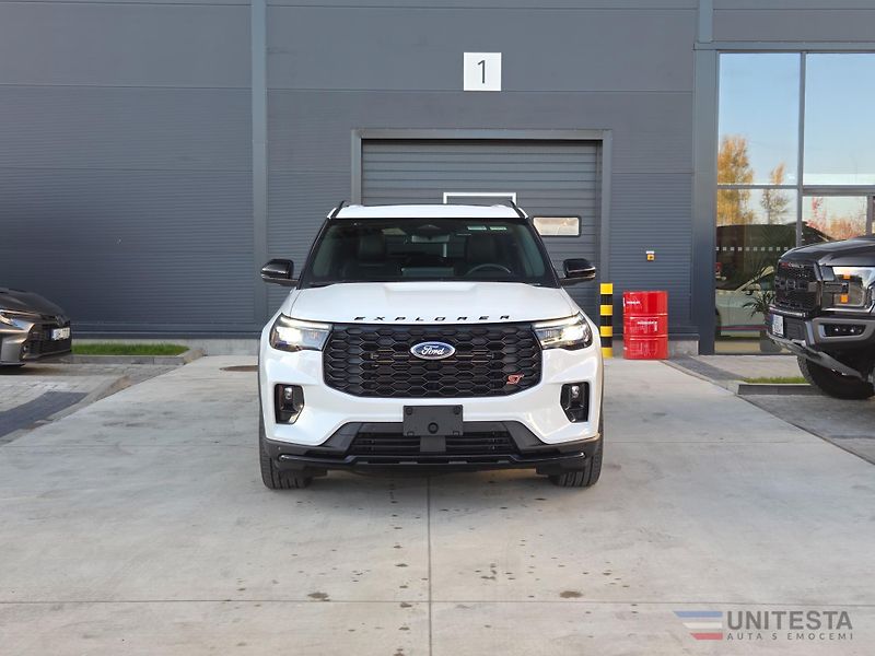 Ford Explorer (2026) Explorer ST  400 PS - fotka 2 z 15