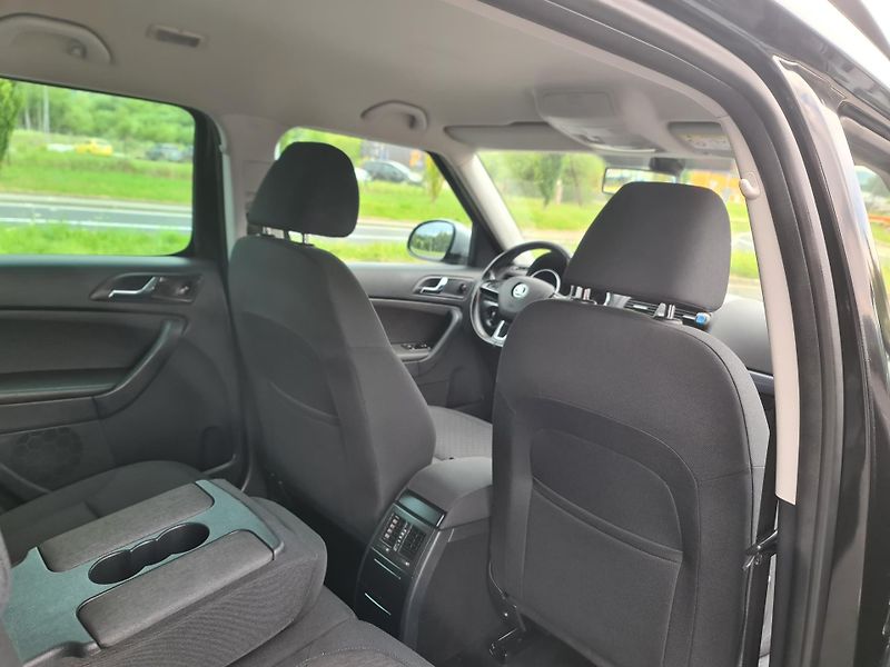 Škoda Yeti (2015) 2.0 TDi 103-KW 4x4 ADV OLOMOUC - fotka 14 z 76