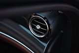 Mercedes-Benz Třídy E (2017) E63S AMG 4Matic+ V8 Biturbo - náhled 34
