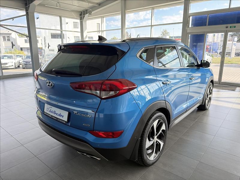 Hyundai Tucson 2,0   CRDI 136kW,4WD,SERVISKA, - fotka 6 z 26