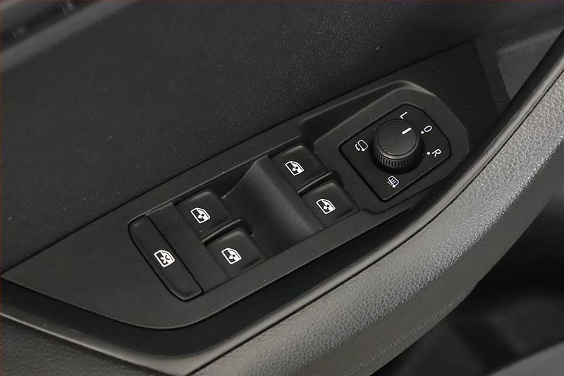 Škoda Karoq (2021) Style 1.5 TSI - fotka 10 z 16