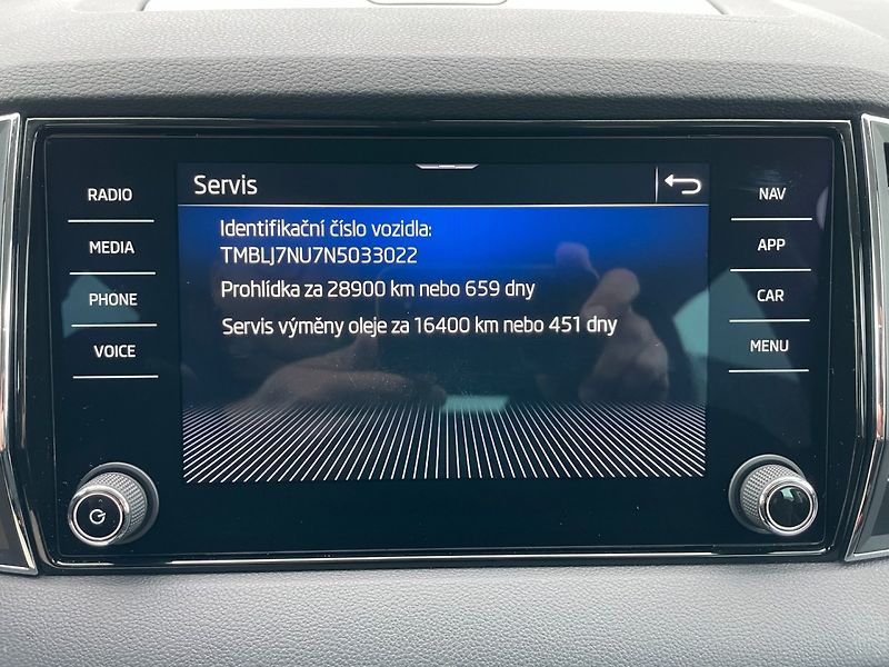 Škoda Karoq (2022) 2.0TDi 4x4! DSG! Style+! Tažné - fotka 24 z 46