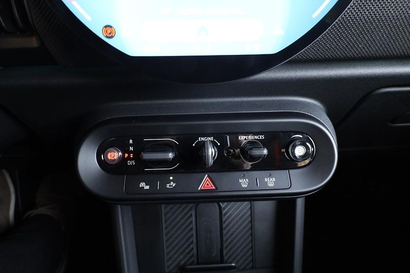 Mini Cooper S - fotka 9 z 23