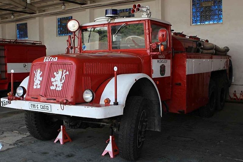Tatra 813 CAS 55