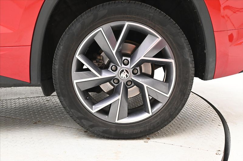 Škoda Kodiaq 1,5 TSI 110kW Sportline Busine - fotka 31 z 31