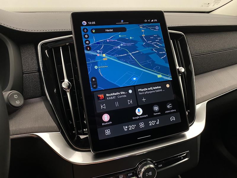 Volvo XC90 (2026) B5 AWD AUT DARK PLUS 7míst - fotka 42 z 70