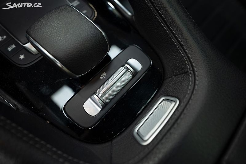 Mercedes-Benz GLE 400d 4Matic 243 kW Záruka - fotka 19 z 37