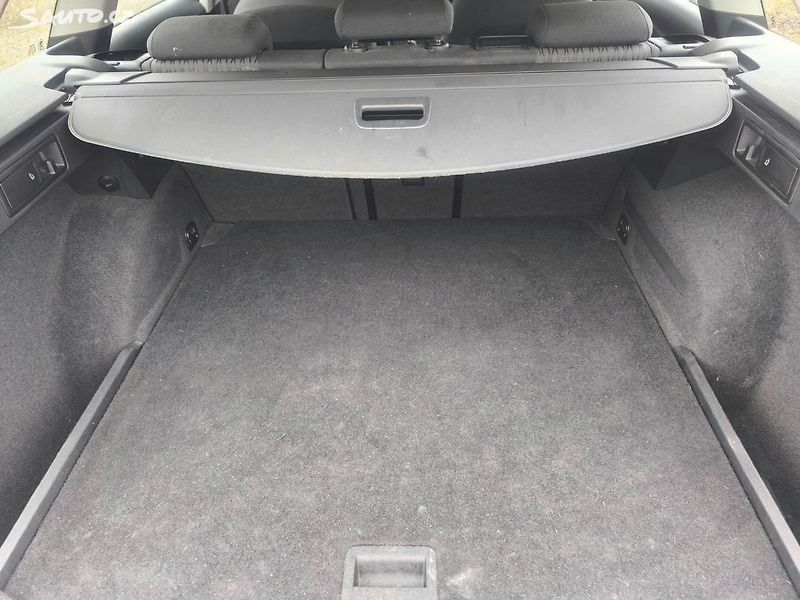 Seat Leon TDI 81KW,110T.KM,KRÁSNÉ,VÝBAVA - fotka 6 z 29