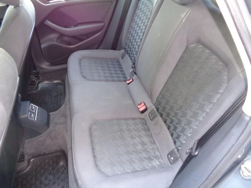 Audi A3 1.4 TSI Attraction  92 kW - fotka 16 z 20