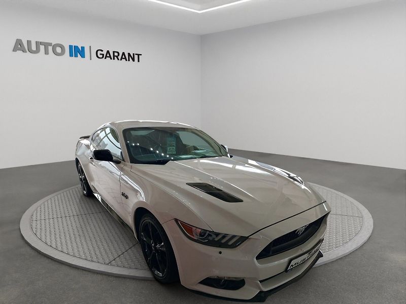 Ford Mustang (2017) GT 5.0 V8 - fotka 5 z 12