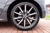 Toyota Yaris 1,5 HEV GR SPORT VIP Skyview - náhled 8