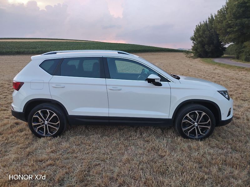 Seat Ateca (2018) Seat Ateca, 2.0 TDI 110 kW DSG - fotka 3 z 26