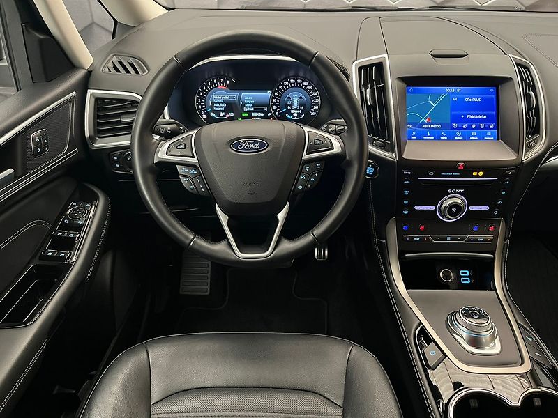 Ford Galaxy 2.5 HEV VIGNALE LED 7míst - fotka 8 z 77
