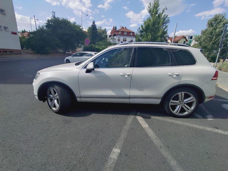 Volkswagen Touareg (2016) - fotka 16 z 17