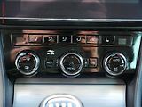 Škoda Superb (2019) 2.0 TDi, Ambition, navi, LED - náhled 14