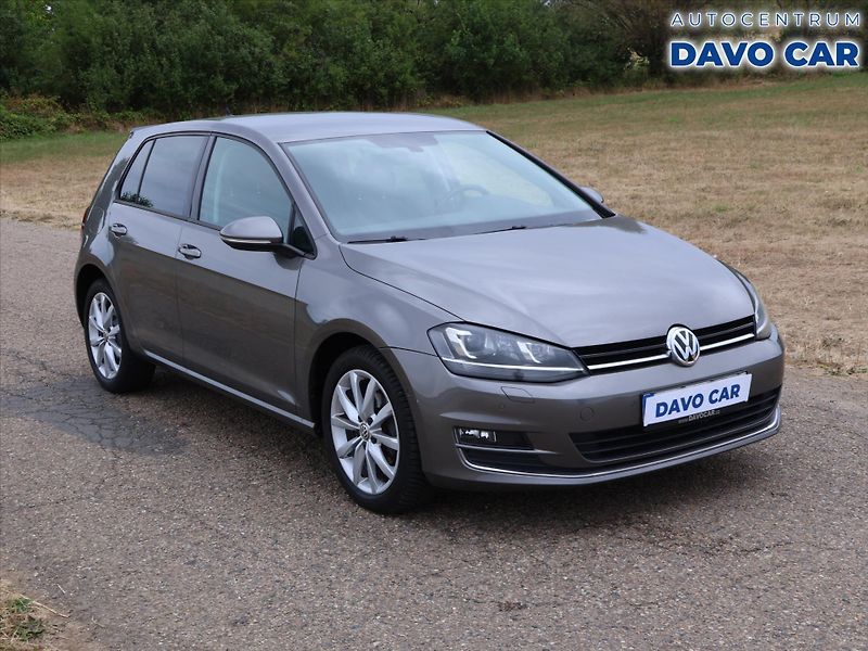 Volkswagen Golf 1,4 TSI 110kW Highline Navi - fotografie inzerátu