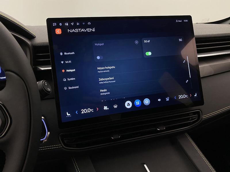 Lynk & Co 01 (2025) CORE PHEV AUT CZ 1.maj - fotka 89 z 96