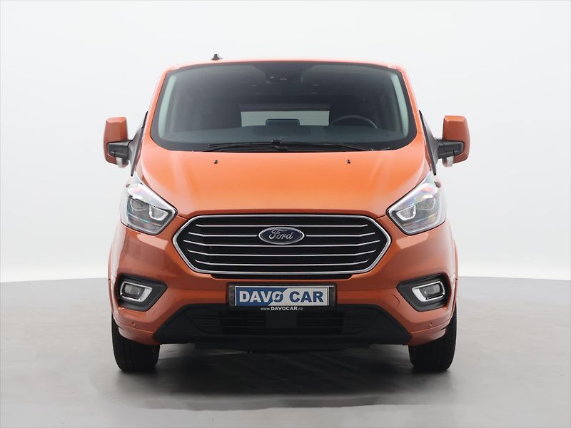 Ford Tourneo Custom 2,0 TDCI 136kW Titanium CZ DPH - fotka 2 z 31