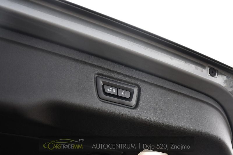 BMW Řada 3 320D xDrive M-SPORT ČR 1.M - fotka 52 z 60