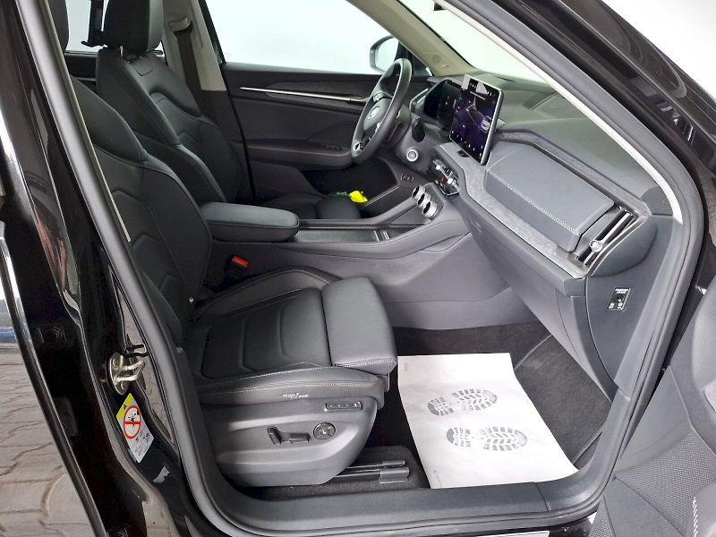 Škoda Kodiaq (2024) Exclusive Selection 4X4 TD 142 - fotka 12 z 30